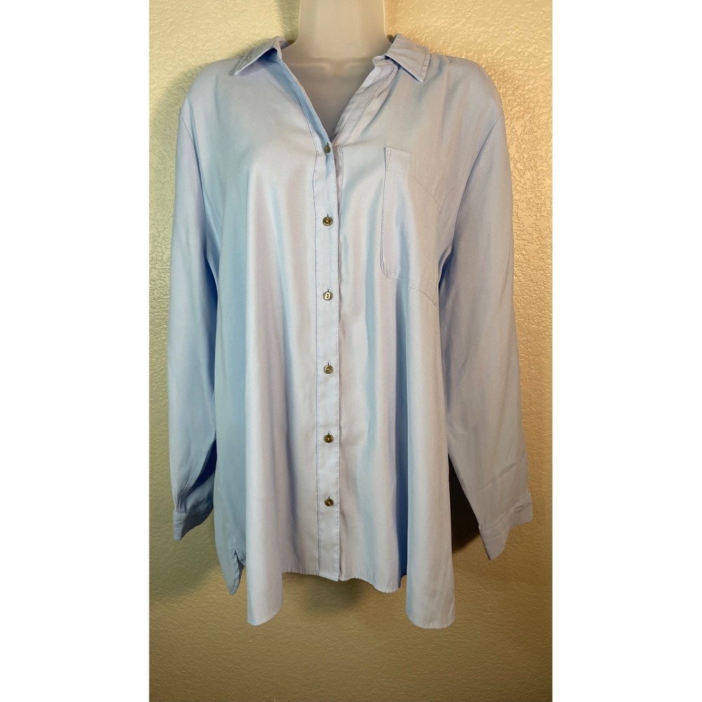 Chicos 3 US XL Button Down Shirt Light Blue Long Sleeve Rayon Tunic Pocket Chic